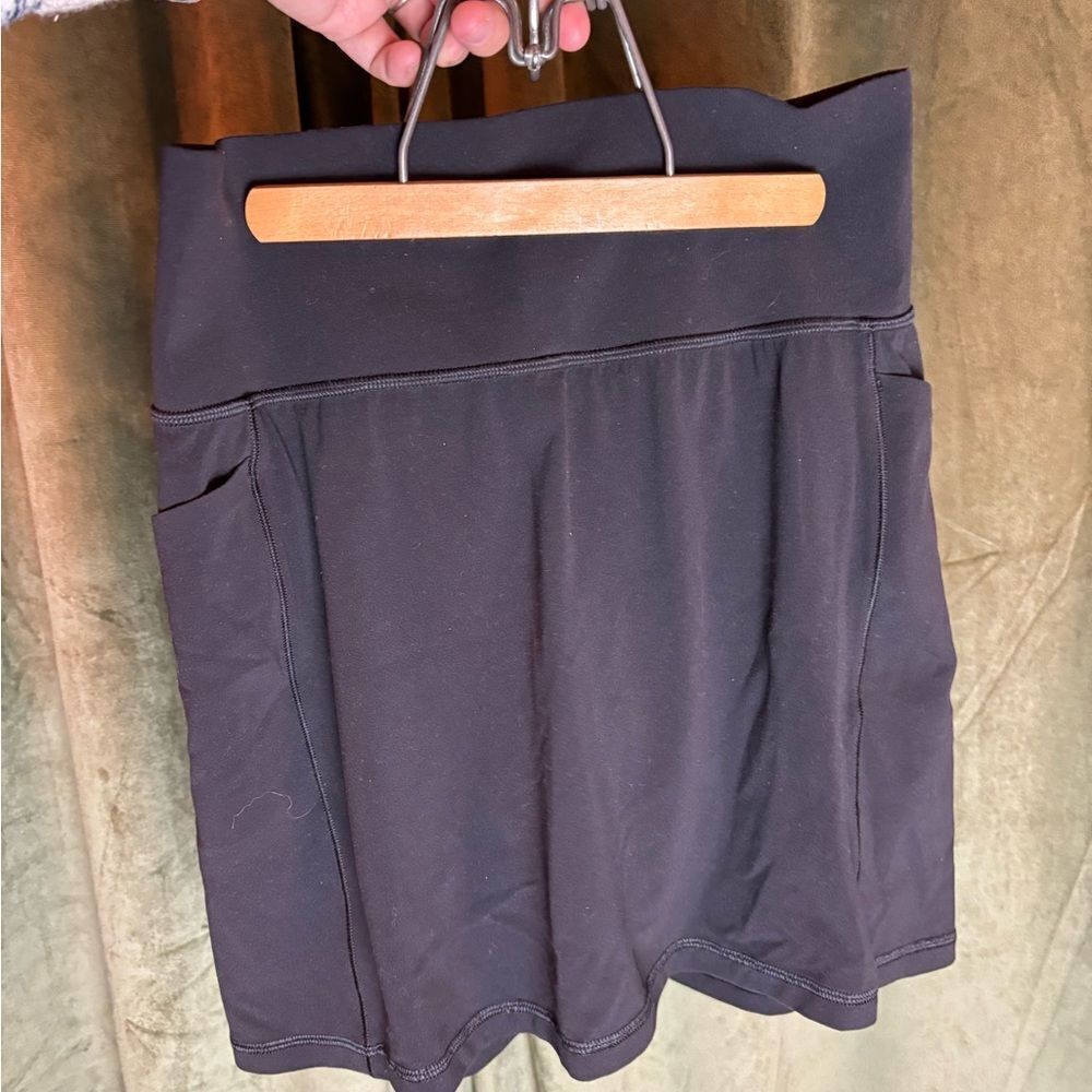 Athleta Salutation Stash Skort